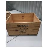 Wooden wine crate  (empty just box)