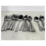 Venu Silverware Spoons & Forks Approx 20 SS