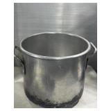 13" x 11ï¿½ Aluminum Pot