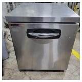 Norlake advantedge refrigerator 27.5x30x33