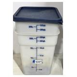 (2)  22SFSP 22qt CamSquare Food Container W/Lids