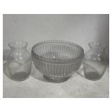 10" x 6ï¿½ Glass Bowl & 2 Vases 7ï¿½