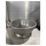 Aluminum 15 QT  Colander With Handle
