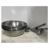 4  SS 11.5" Mixing Bowls & Easy Pour SS Soup Ladle