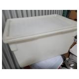 (3) 22 gallon containers with 2 lids.
