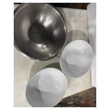 (2) Porcelain Bowls (1) Aluminum Bowl