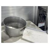Aluminum 11" x 6" Commercial Pot W/ Long Handle