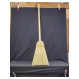 (1) Boardwalkï¿½Warehouse Broom
