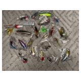 New Fishing Lure Fishes