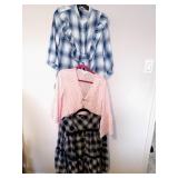 (3) Suzanne Betro Tops M\L