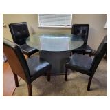Table w/4 Chairs