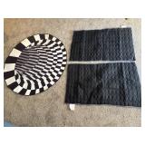 (2) Queen Pillow Shams, Round 46ï¿½ Rug