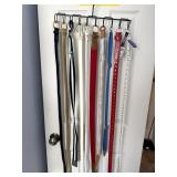 Womenï¿½s Belts & Hangers Medium