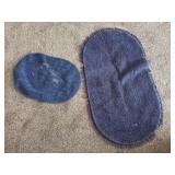 (2) Bathroom Rugs & Hand Towel