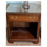 24"x18"x 25" Kindle Grand Rapids Nightstand