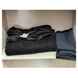 Down Blanket & 2 King Pillowcases