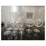 (6) Champagne Flutes, (2) Red Wine Glasses