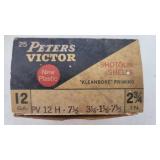 (19) Rds a Vintage Box for Peters Victor 12
