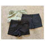 (3) Universal Thread Shorts 14/16