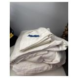 (4) Queen Bed Sheet Set