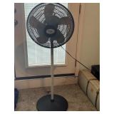 Holmes 2Cool Pedestal Fan