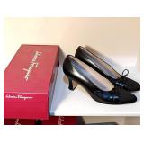 Salvatore Ferragamo Black Pumps Sz 7.5
