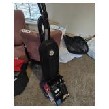Riccar Vacuum w/Bags