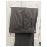 (8) Menï¿½s Pants Sz: 38x29 Including: Savane,