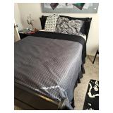 Full Size Bedding, Reversible Gray /Black