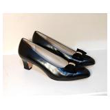 Salvatore Ferragamo Black Bow Pumps Sz 7.5