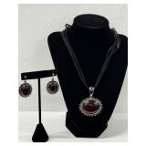 VTG 8.5" Chocker & Earrings  Believed to be