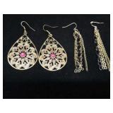 (2) Prs Earrings