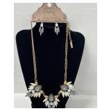 NWT Fabulous Necklace & Earrings