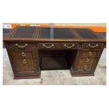 60"x30"x30" Sligh Leather Top Executive Desk