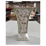 Vintage Laura Ashley Flower Vase 9ï¿½