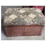 31"x18"x21" VTG Wicker Trunk Chest Storage Box