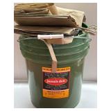 15" Jasonï¿½s deli Bucket With Paper Bags