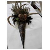 38" Sconce w/Arrangement