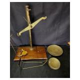 Vintage Avery Scale