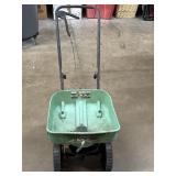 Scotts Turf Builder EdgeGuard Mini Broadcast