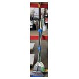 3 Brooms & 2 Dustpans