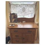 Antique Tiger Oak Stand For Decor 30ï¿½x32ï¿½