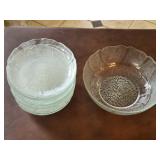 Salad Bowl & 13 Salad Bowls