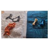 2 dog bed blankets identical.A couple of toys