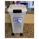 28Qt Airtight Container on Wheels
