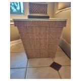 Sea Grass Basket Table