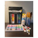 Paints & Brushes