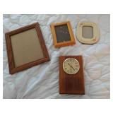 Frames, Clock