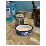 Bathroom dishes