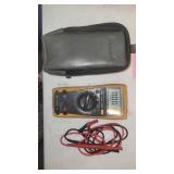 Fluke 77 IV  In case with leads in working